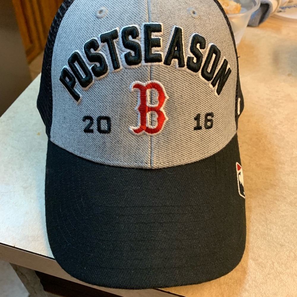 Mesh Red Sox hat